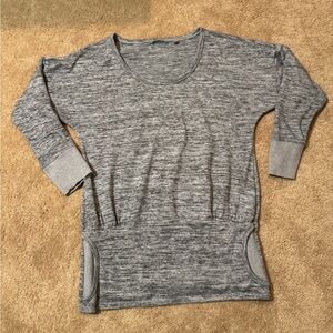 Athleta Batwing and Robin 3/4 sleeve